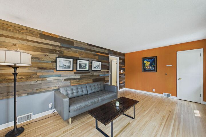 Property Photo: 5901 Thomas Avenue S MN 55410