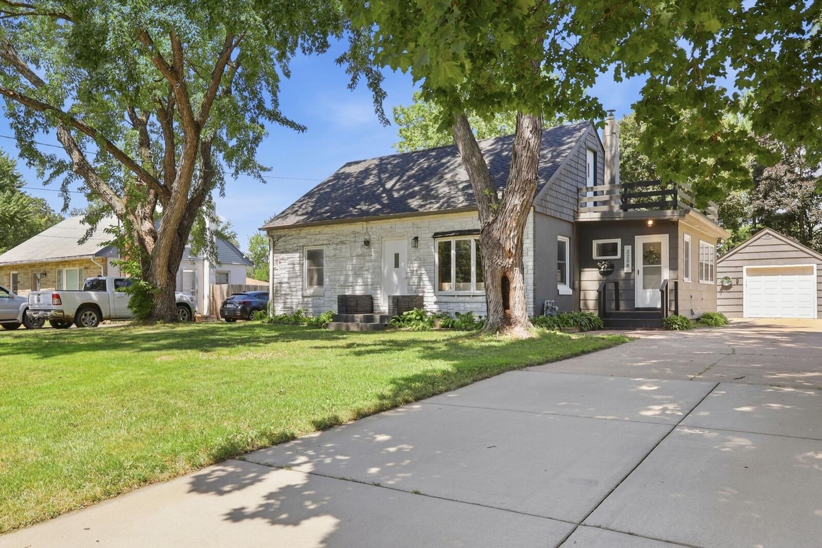 Property Photo: 2258 W 105th Street MN 55431