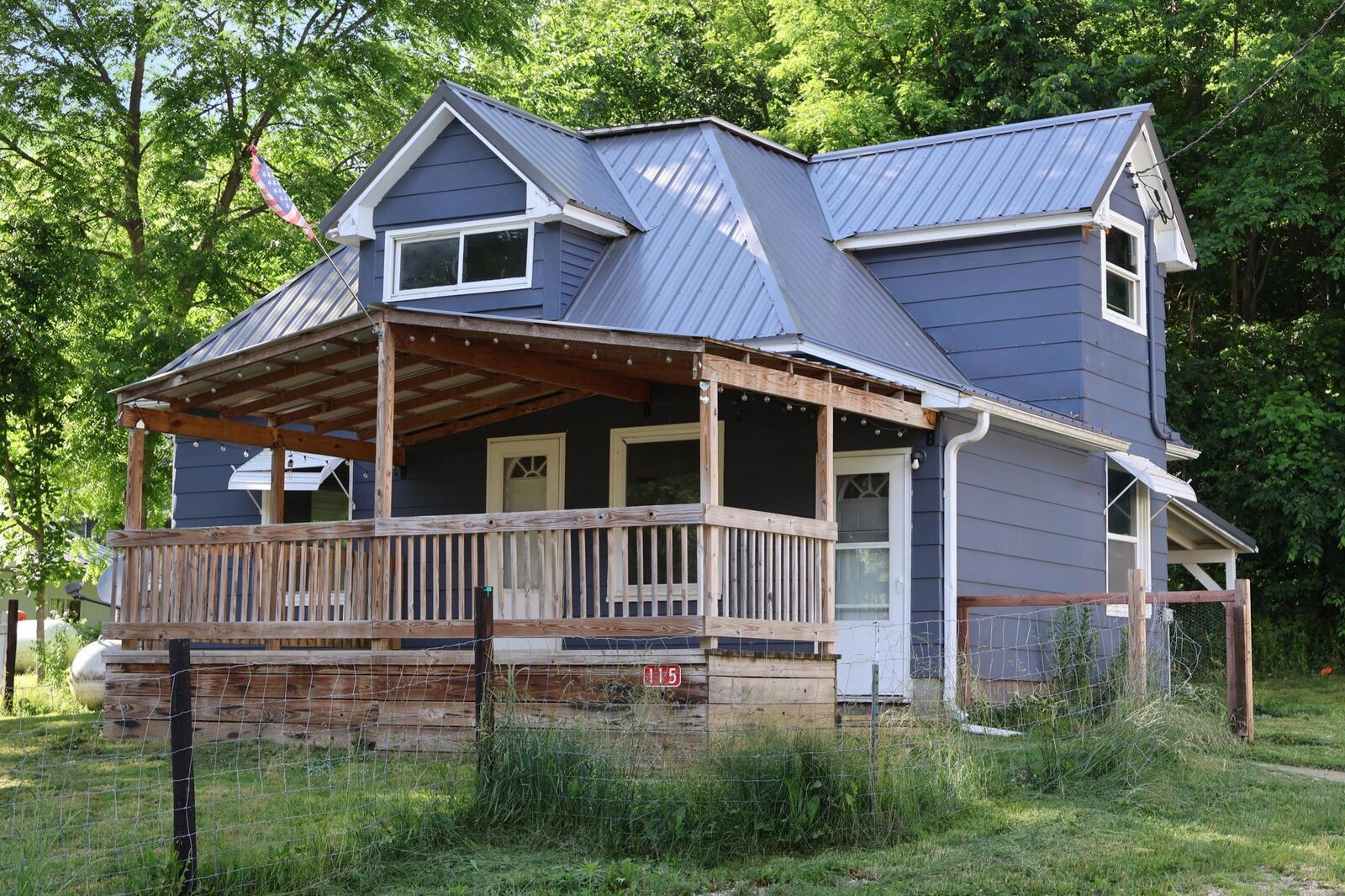 Property Photo:  115 4th Avenue  WI 54619 