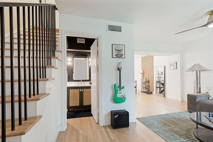 Property Photo: 6359 Oriole Drive 6359 TX 75209