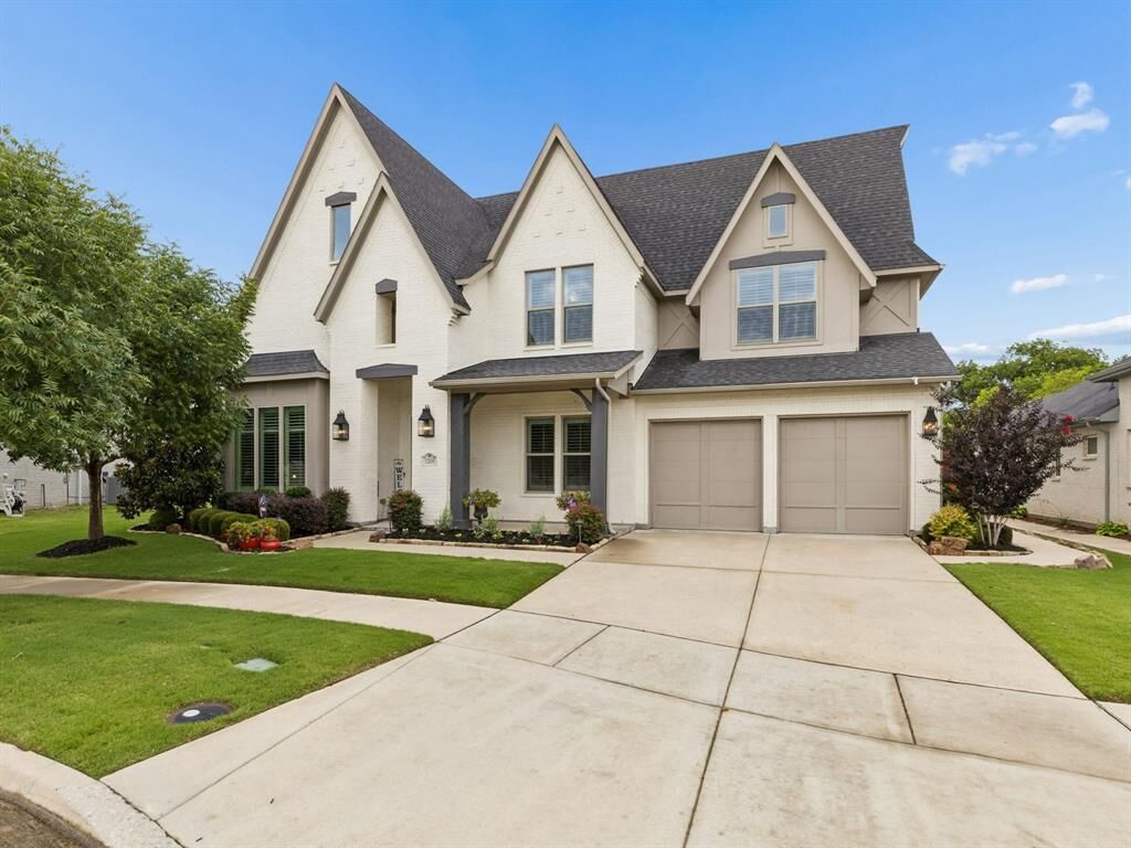 Property Photo: 12830 Tuscany Court TX 75035