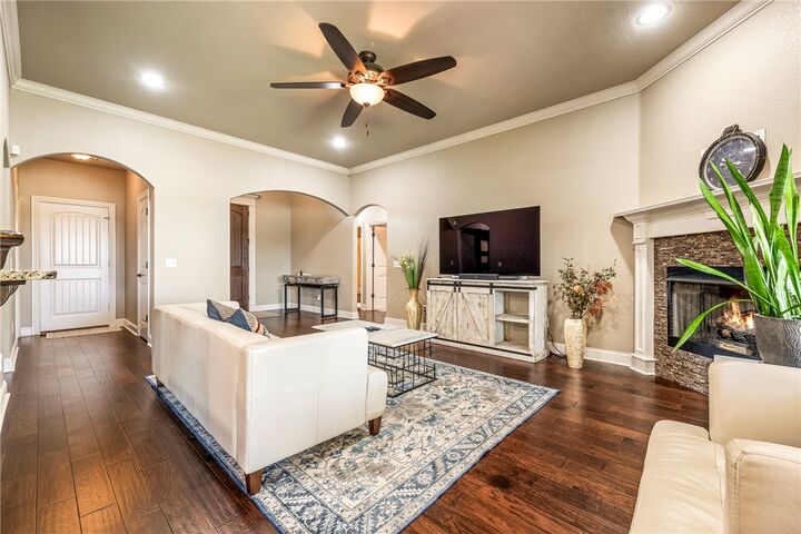Property Photo: 6001 SW North Fork Street AR 72713
