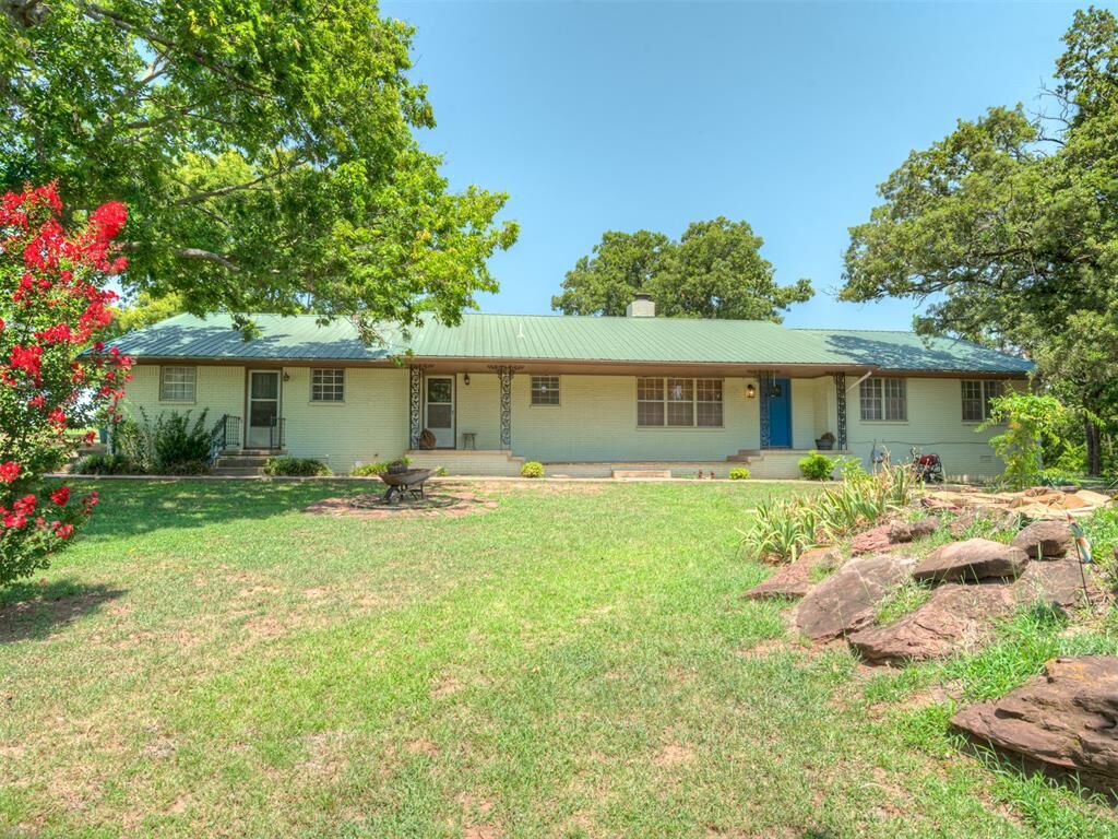 Property Photo:  102199 S Highway 18  OK 74855 