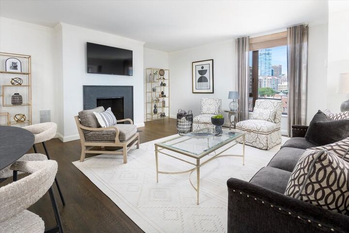 Property Photo: 220 Boylston St 1010 MA 02116