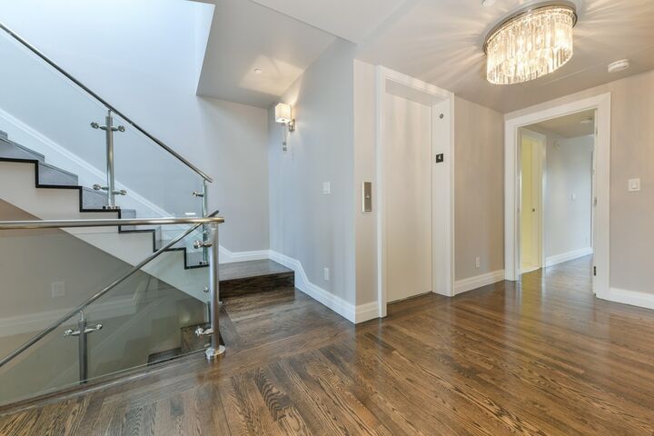 Property Photo:  298 Beacon Street Ph  MA 02116 