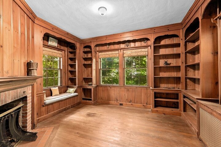 Property Photo:  25 Hundreds Cir  MA 02481 