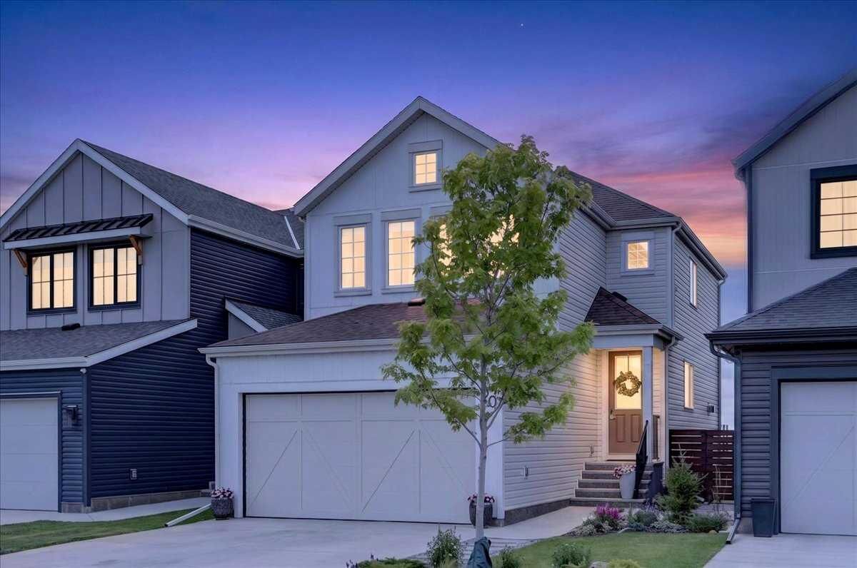 Property Photo:  90 Savoy Landing SE  AB T2S 0G6 