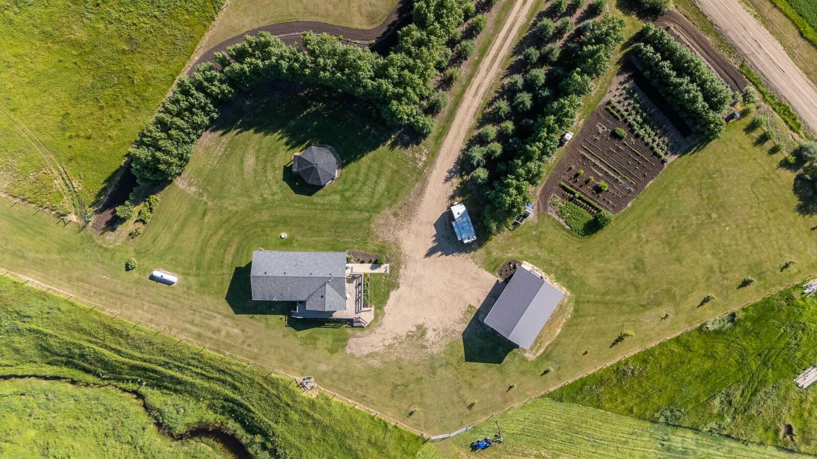 Property Photo: 49148 Rgd Rd 3261 SK S0M 1H0