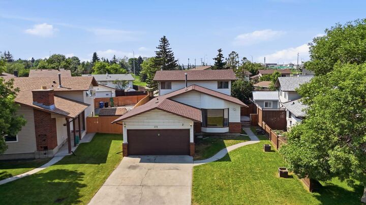 Property Photo: 172 Templemont Drive NE AB T1Y 4Z9