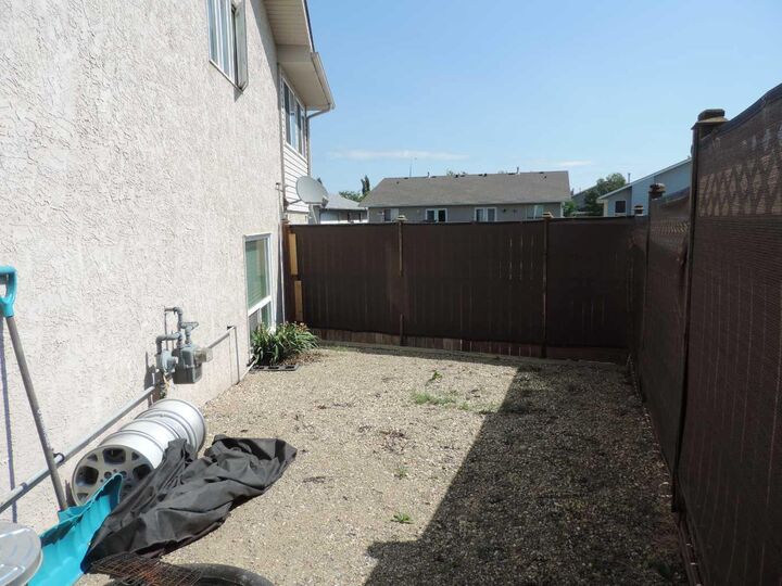 Property Photo: 25 Fulmar AB T4S 2K7