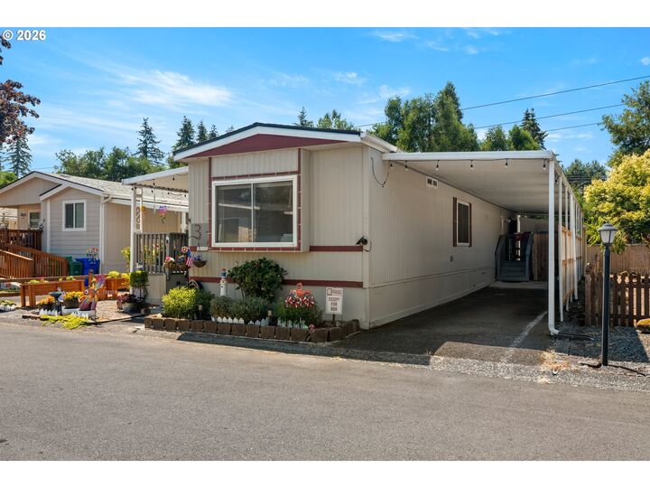 Property Photo: 13640 SE Highway 212 #37 OR 97015