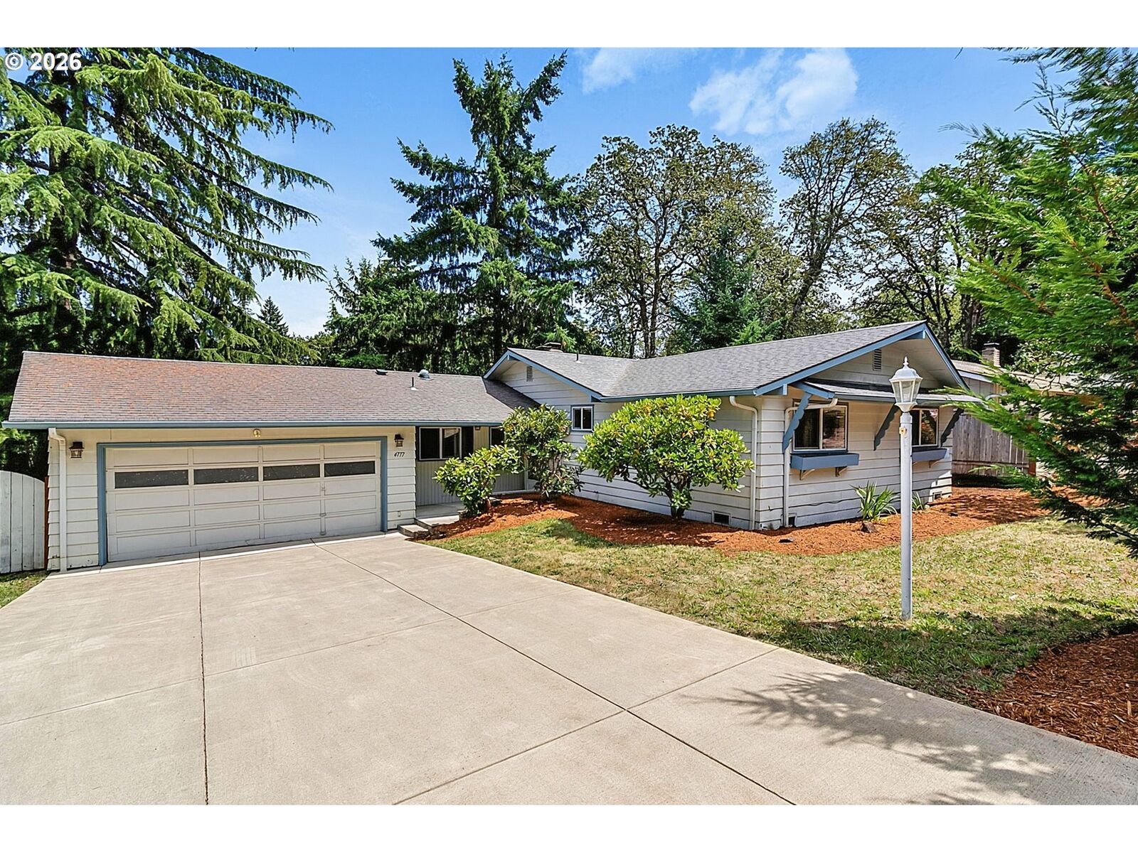 Property Photo: 4777 Larkwood St OR 97405