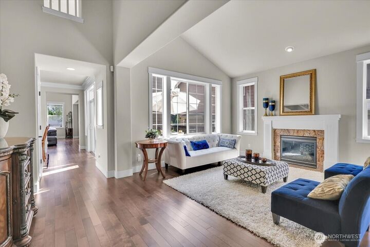 Property Photo: 13721 SE 90th Place WA 98059