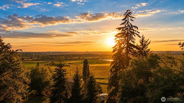Property Photo:  7616  Vernon Road SE  WA 98258 