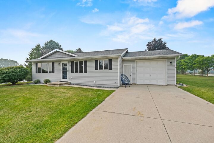 Property Photo:  405 W Greenfield Avenue  WI 54201 