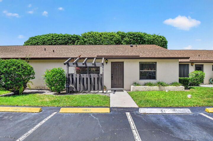 Property Photo:  51 Via De Casas Norte  FL 33426 