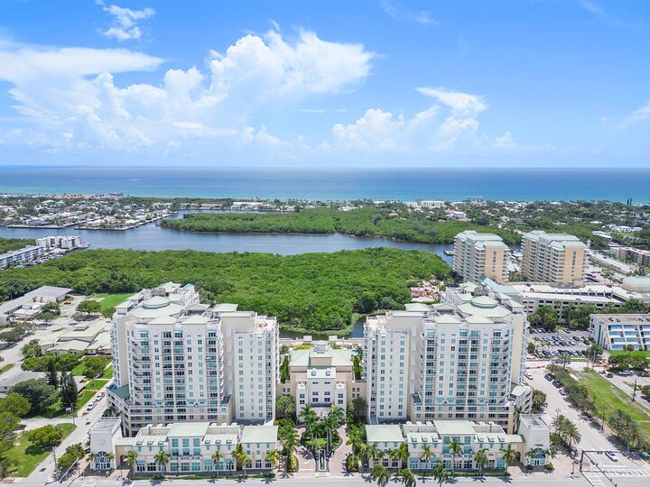 Property Photo: 450 N Federal Highway 911 FL 33435