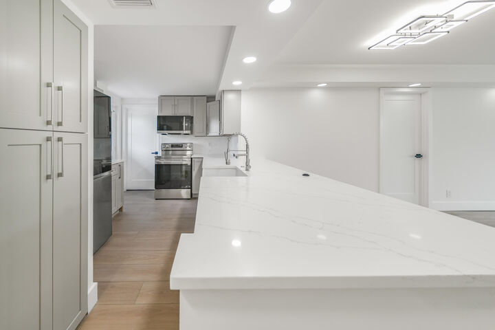 Property Photo: 5301 NW 2nd Avenue 407 FL 33487