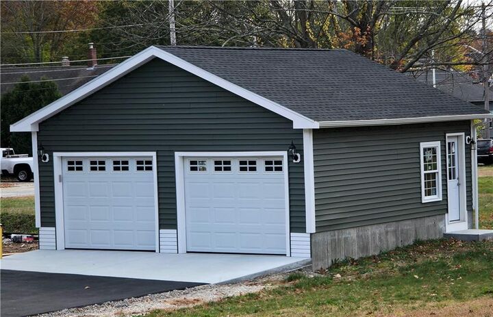 Property Photo:  65 Oakland Avenue  RI 02858 