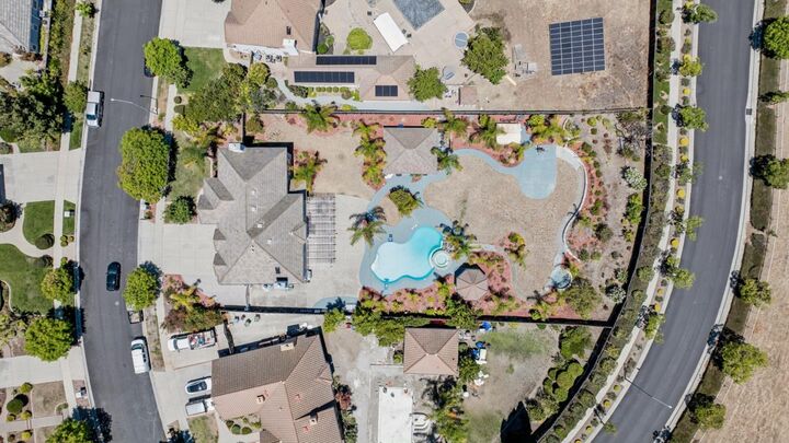 Property Photo: 2160 Shadow Ridge Way CA 95138