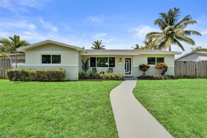 Property Photo:  4508 Van Buren St  FL 33021 