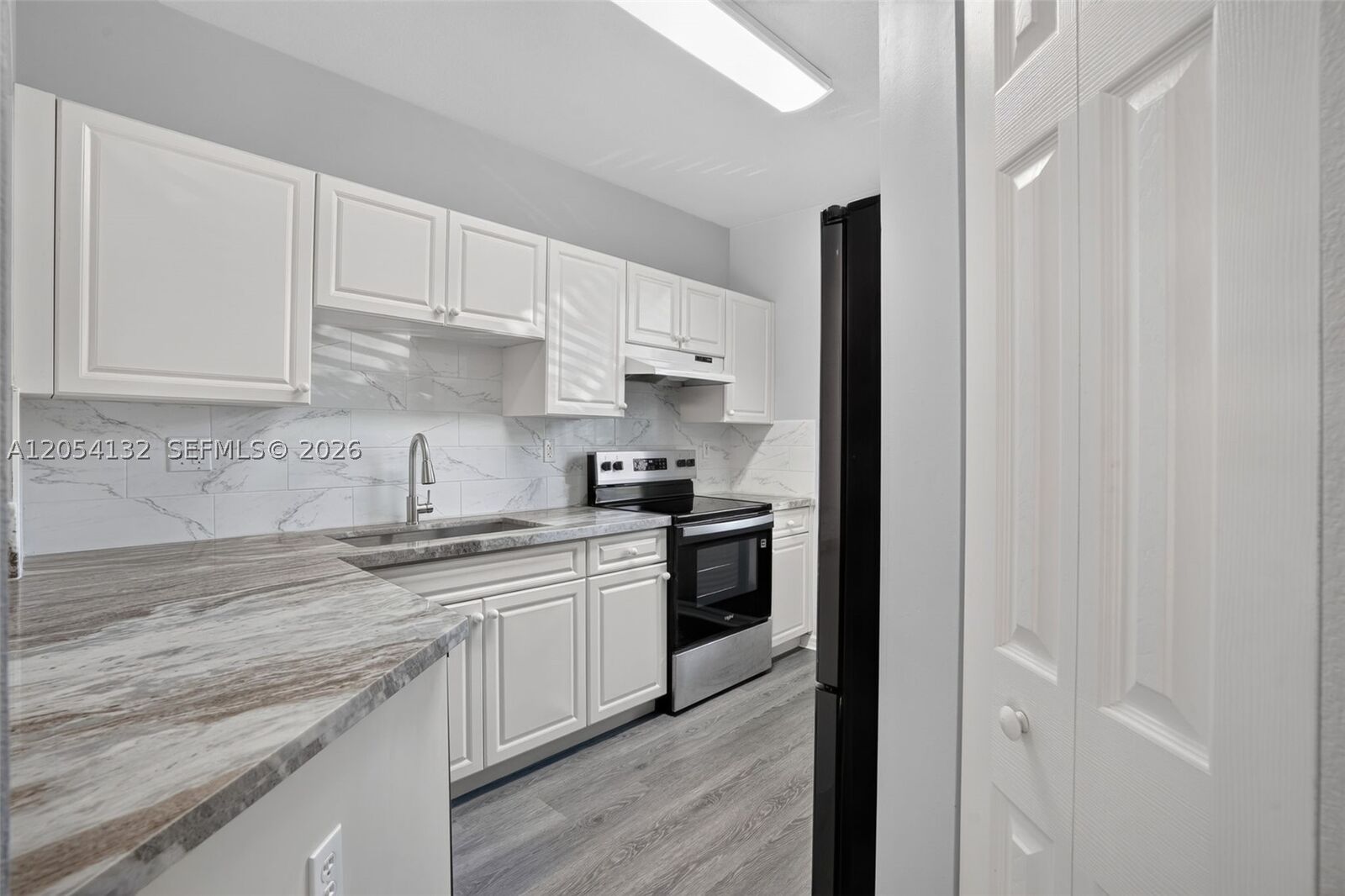Property Photo: 751 SE 2nd St FL 33030