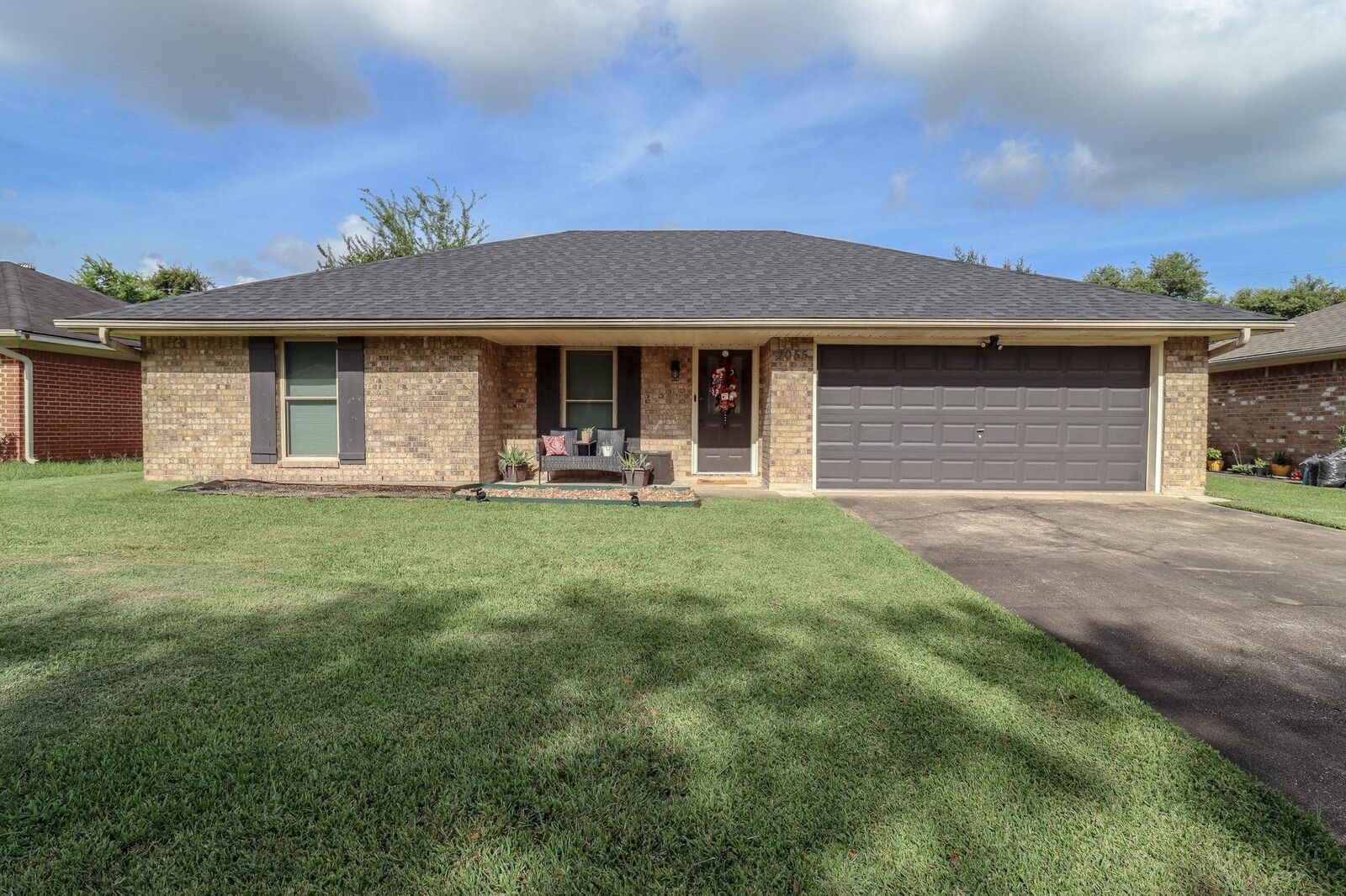 Property Photo: 2055 Stacy St. TX 77707