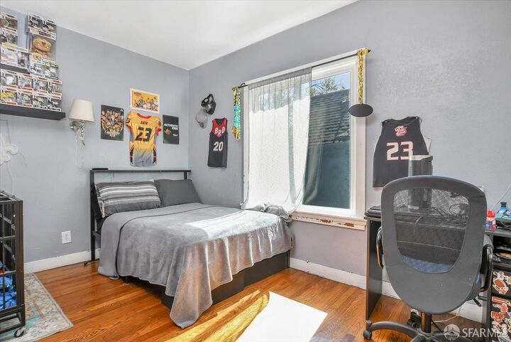 Property Photo: 1706 Fairview Street CA 94703