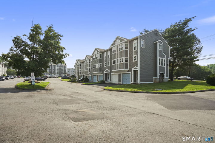 Property Photo: 1655 North Colony Road 14 CT 06450