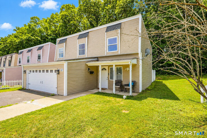 Property Photo: 21 Inverness Lane CT 06457