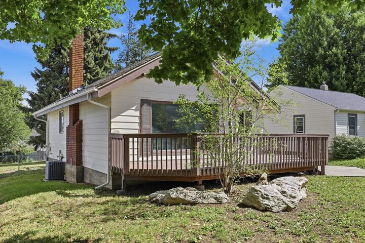 Property Photo: 1623 E 15th Ave WA 99203