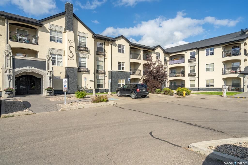 Property Photo:  1510 Neville Drive 116  SK S4Z 0A3 