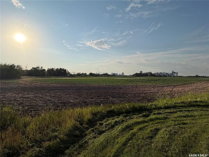 Property Photo:  412 & 424 Douglas Avenue  SK S3N 2X3 