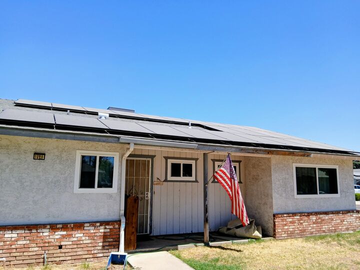 Property Photo:  1820 E Ash Avenue  CA 93274 