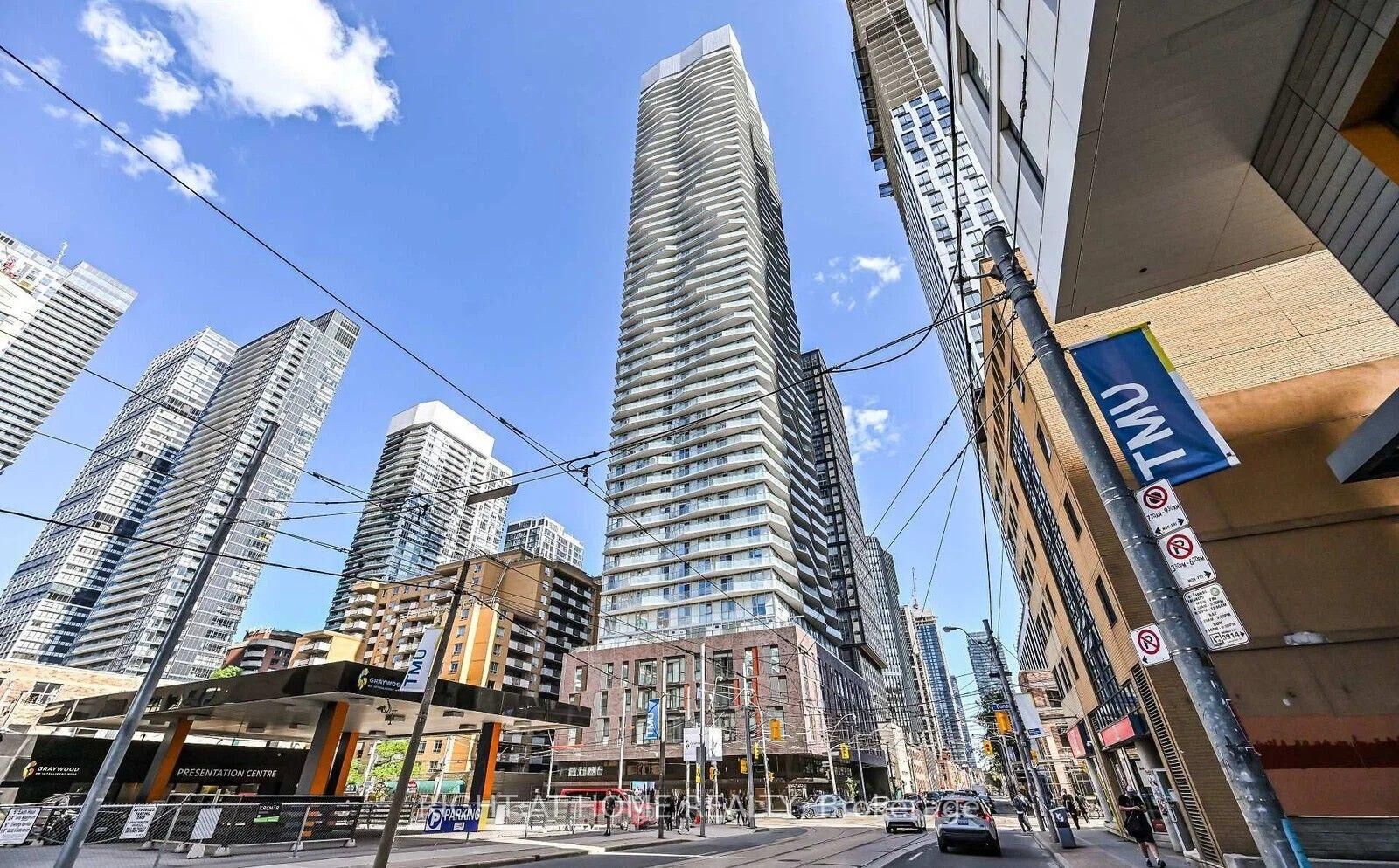 Photo de la propriété:  100 Dalhousie Street 1712  ON M5B 0C7 