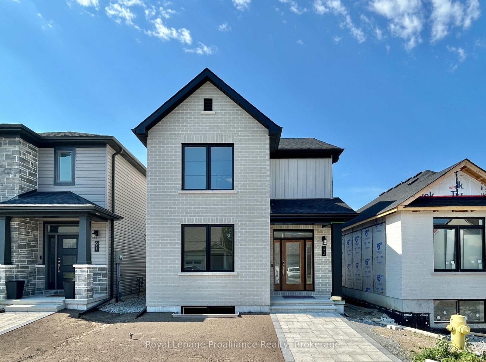 Property Photo:  93 Athabaska Drive  ON K8N 0T1 