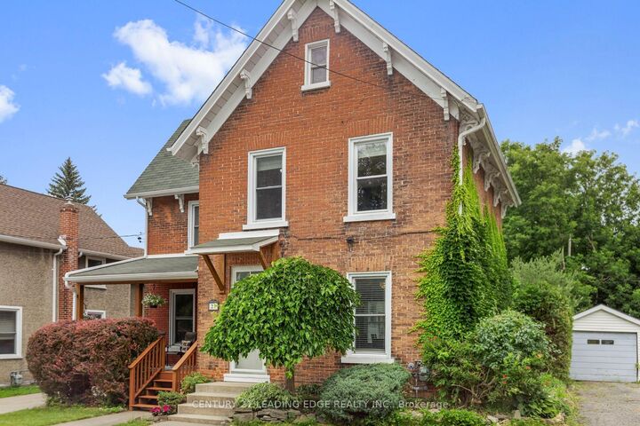 Property Photo: 21 Georgina Street ON K6V 2B6