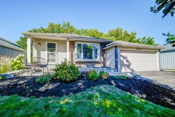 Property Photo: 124 Tyson Drive ON L0G 1H0