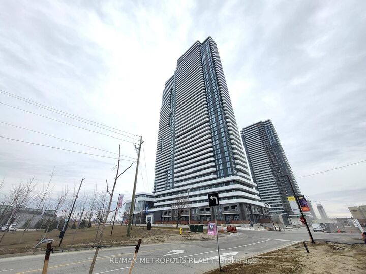Property Photo:  225 Commerce Street 3209  ON L4K 0R1 