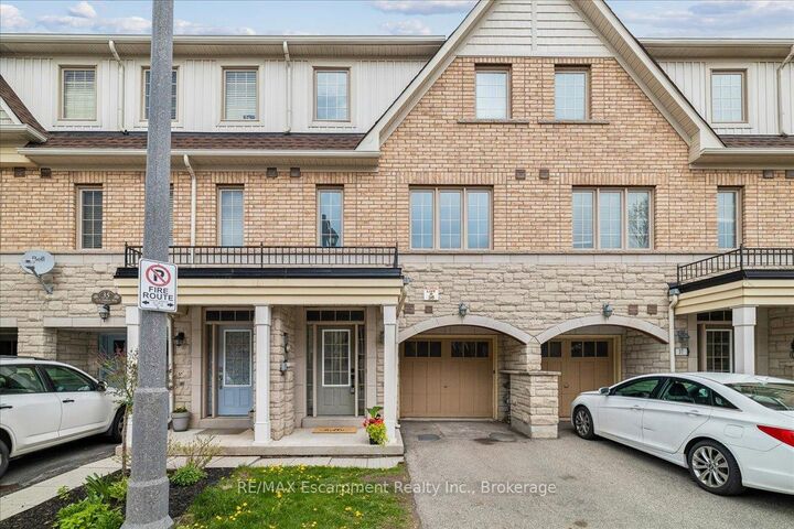Property Photo: 2171 Fiddlers Way 36 ON L6M 0R9
