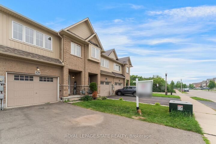 Property Photo:  128 Palacebeach Trail  ON L8E 0C3 