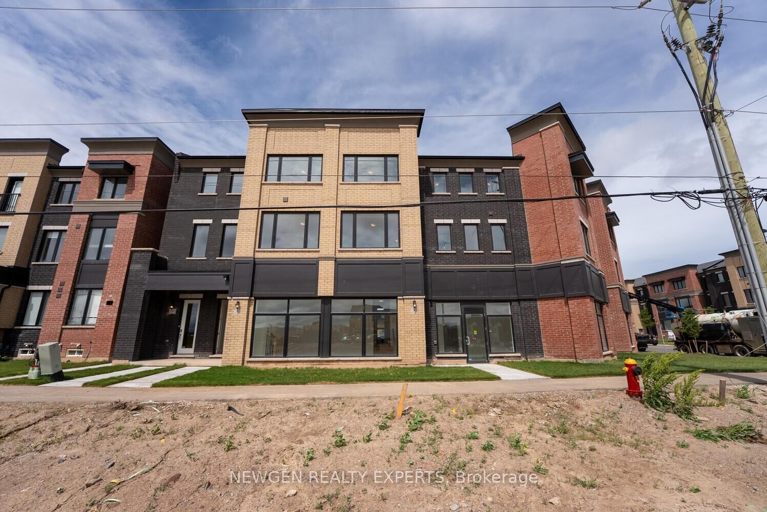Property Photo: 3299 Sixth Line 3 ON L6H 0Z6