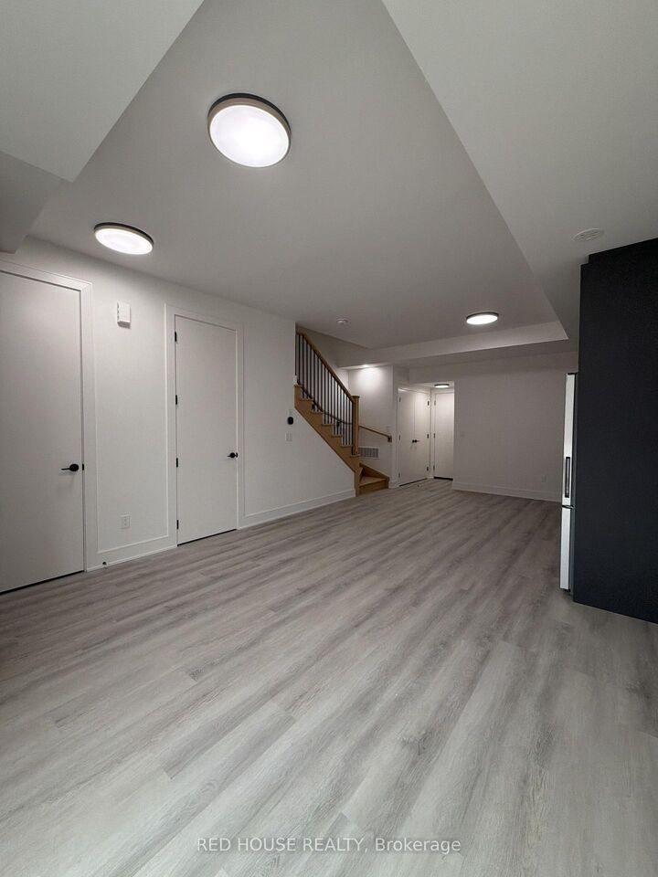 Property Photo:  163 Everett Common  ON L2P 0G7 