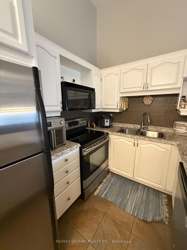 Property Photo: 4025 Kilmer Drive 410 ON L7M 4M5