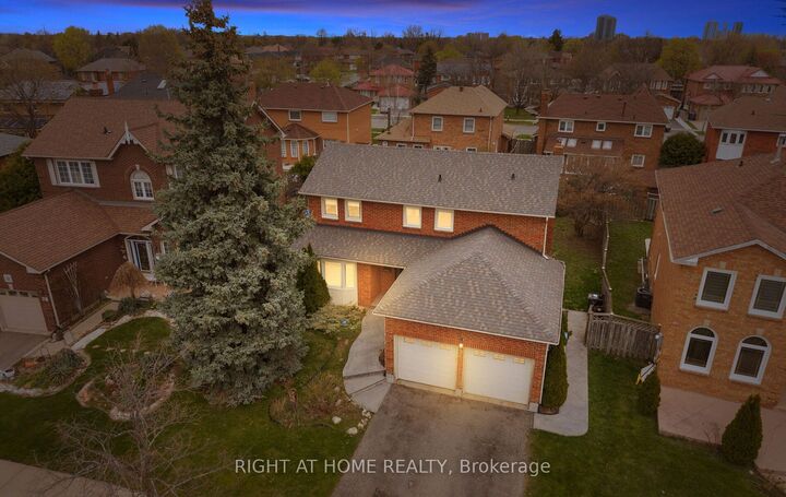 Property Photo: 72 Brydon Crescent ON L6X 3E5