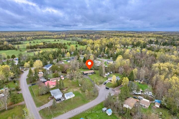 Property Photo:  11 Swiss Crescent S  ON K0M 1A0 