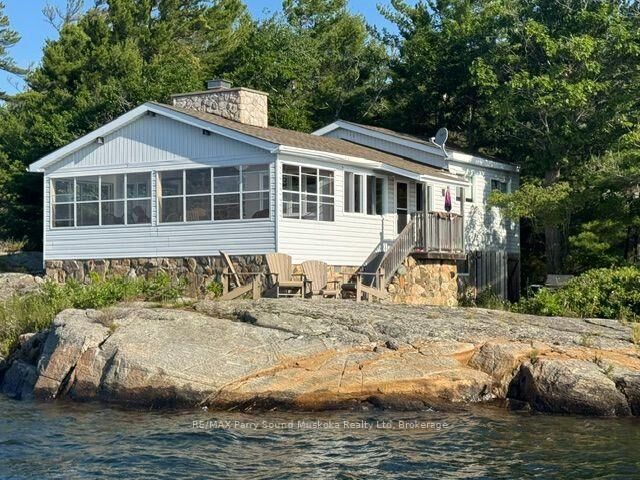 Property Photo:  1540 Georgian Bay Water N/A  ON P0G 1K0 