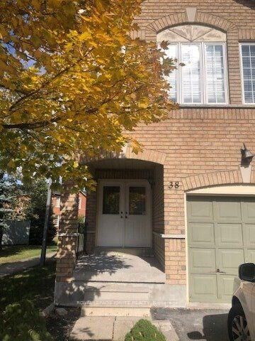 Property Photo: 7115 Rexwood Road 38 ON L4T 4L3