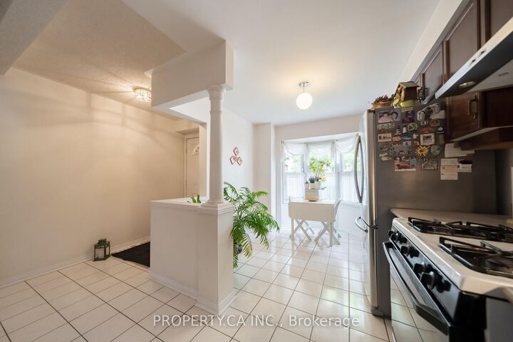 Property Photo: 72 Desert Sand Drive ON L6R 1V6