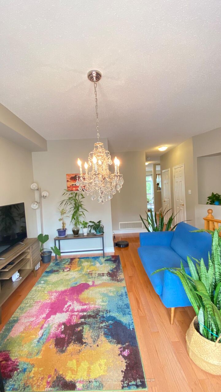 Photo de la propriété: 1169 Dorval Drive 44 ON L6M 4V8
